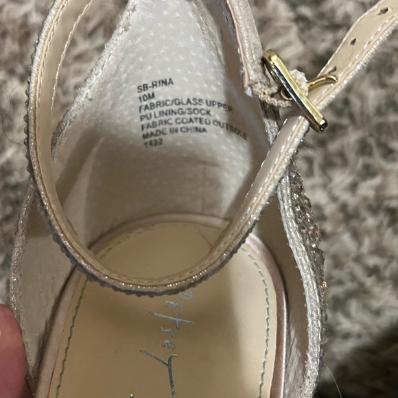 Betsey Johnson Glittering Gold Heels - Picture 8 of 8